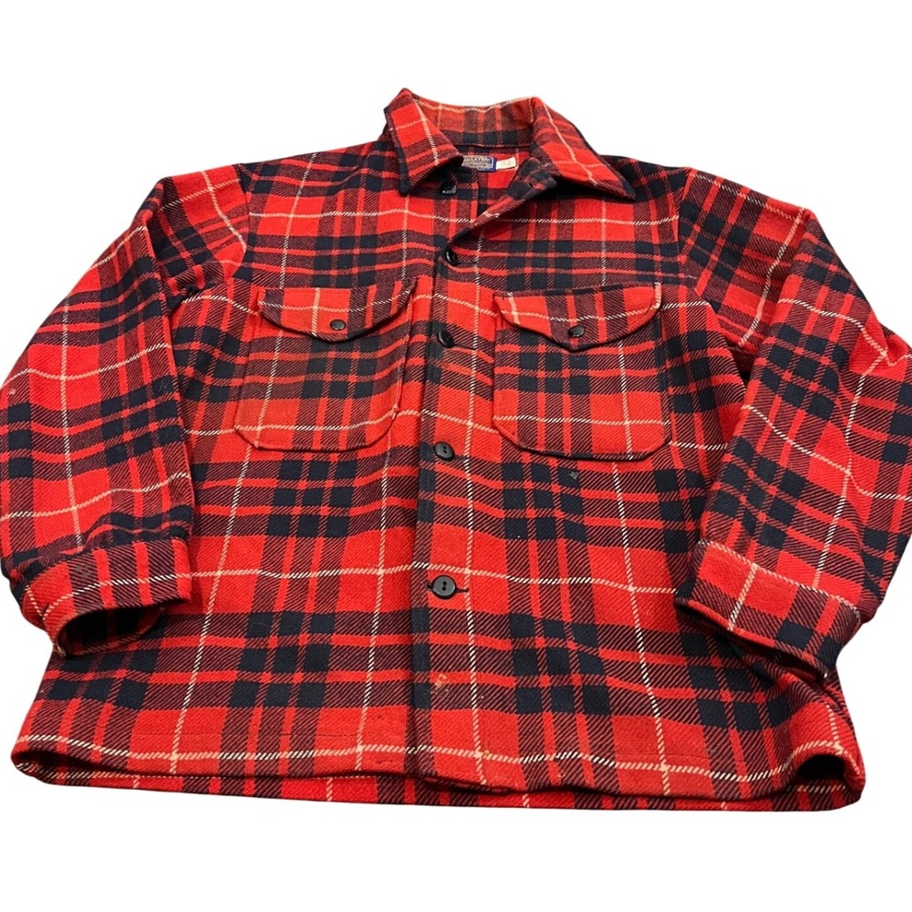 Pendleton Wool Shirt Jacket Mens M Red Black Plaid Virgin Wool Made in USA